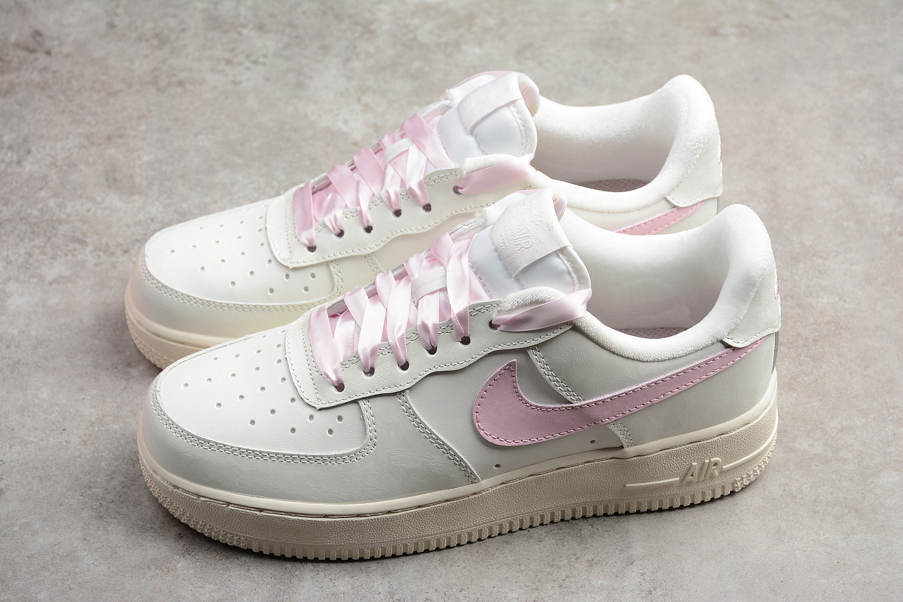 Women's Nike Air Force 1 Low GS Sail Artic Pink 314219130