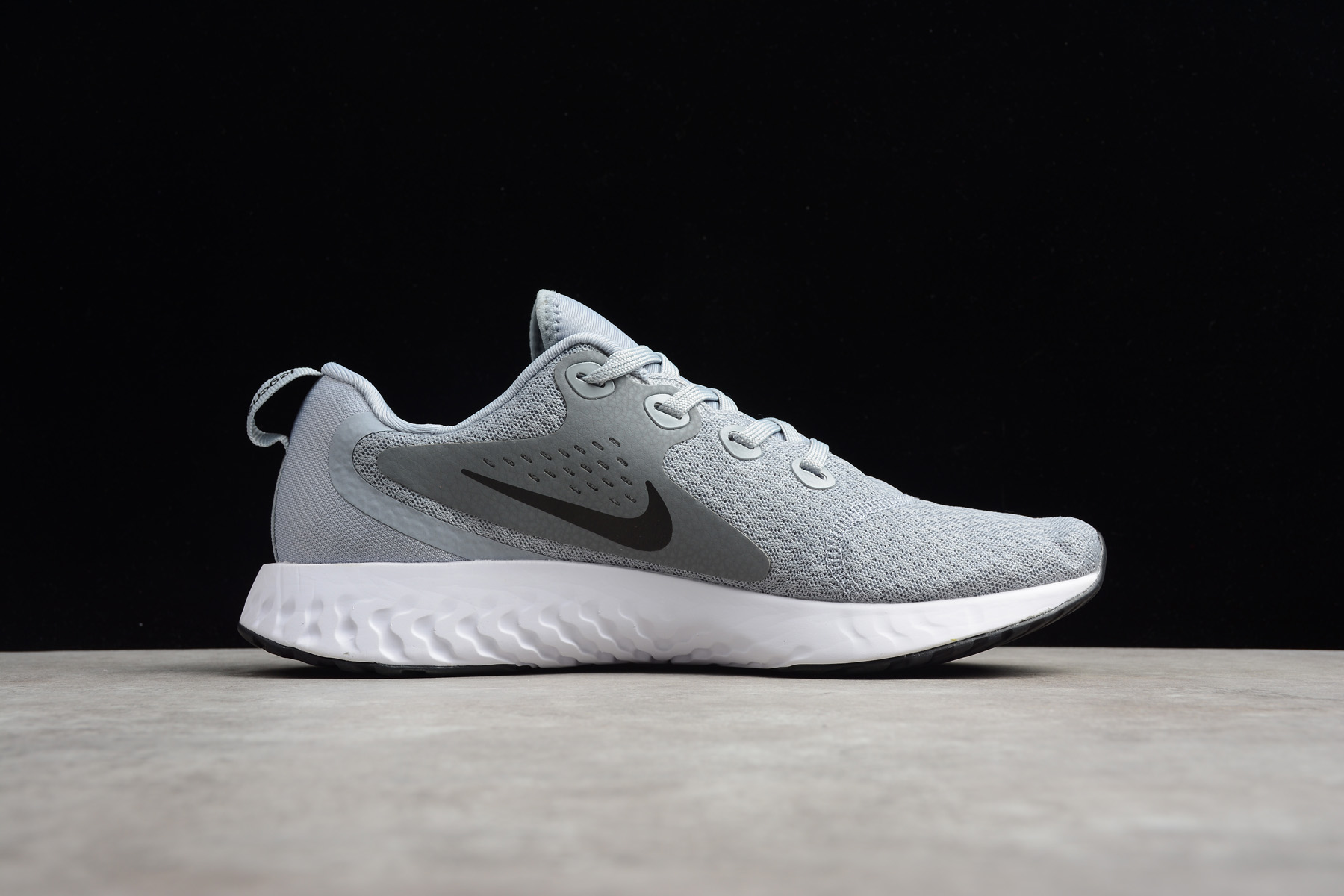 Nike Odyssey React Flyknit Gray/White Running Shoes AA1625-201
