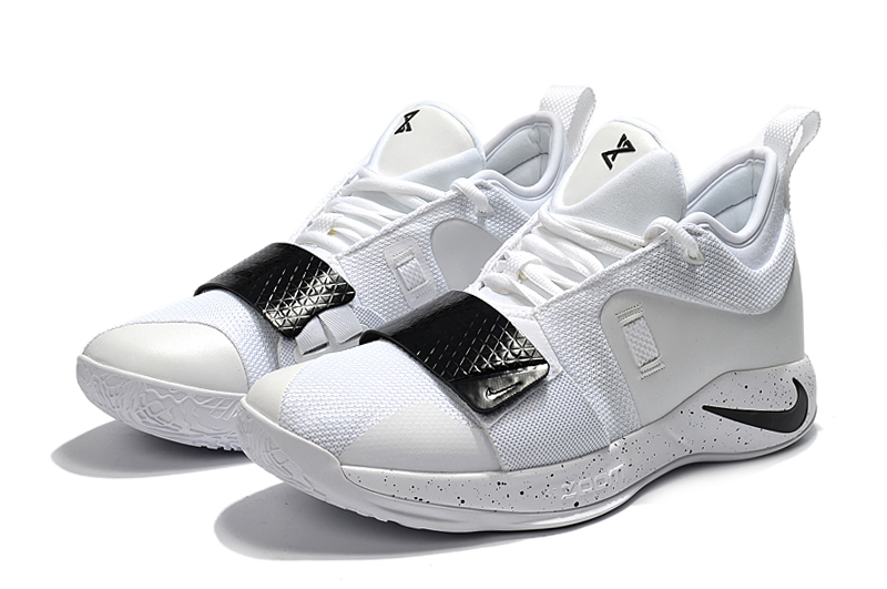 Nike PG 2.5 White Black Paul George Basketball Shoes
