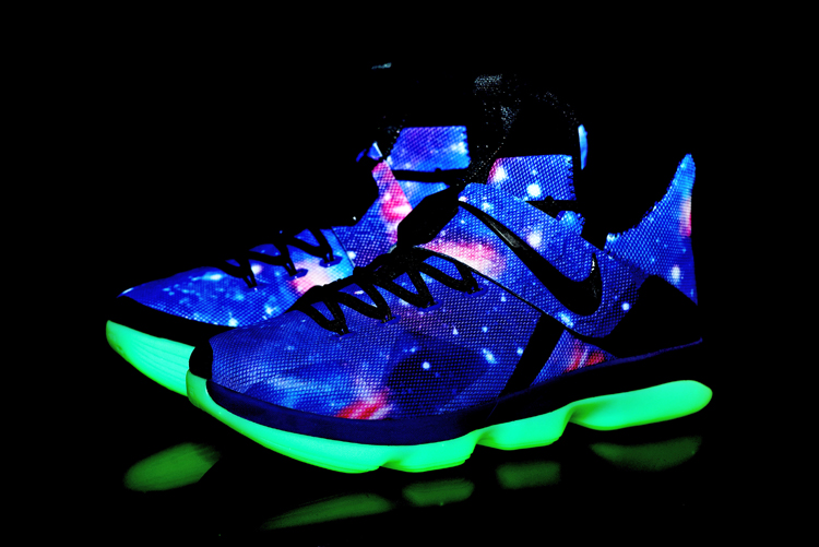 Men's Nike LeBron 14 "Galaxy" Glow In The Dark Basketball