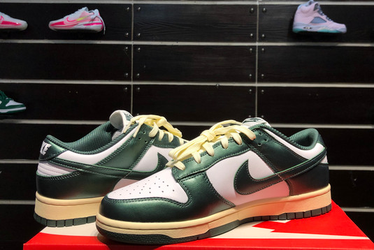 2022 Latest Nike Dunk Low Vintage Green DQ8580-100 For Sale-5